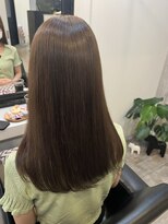 フィアート ヘアドレッシング サロン(Fiato Hairdressing Salon) オリーブベージュ