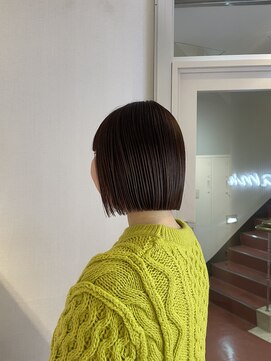 アム(amu) ミニボブ/切りっぱなしボブ/暖色カラー