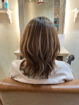 エイミーバイアフロート(amie by afloat) 明るくしたい方にも◎ナチュラルハイライト