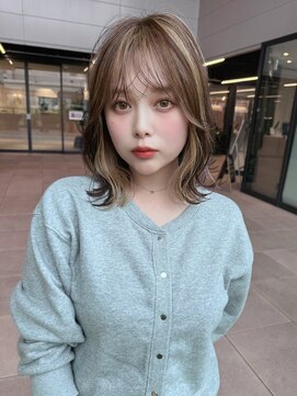 バイオレット 横浜店(Violet) ハイライトデザインインナーカラーアンニュイミディくびれボブ