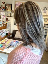 ヘア メイク ココ(hair make coco)&nbsp;コントラストを出した動きヘア♪