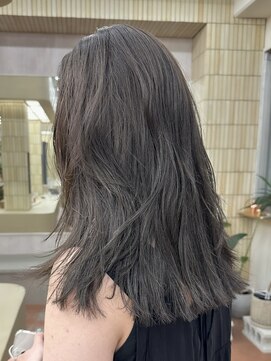 パークレーン アイス イヴェン(park lane ICI yeven) ブリーチなし オリーブグレージュ レイヤーカット/momoka