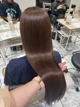 ゼスト フィーノ(ZEST fino) 【平林 鼓】髪質改善 酸性ストレートで圧倒的な艶髪に!