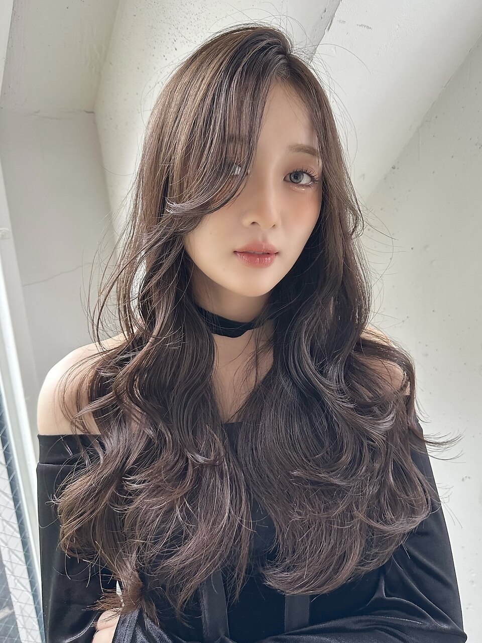 シールエクステ60枚でで自然なロングヘアに：L181377356
