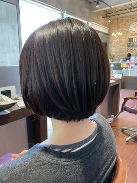 ゴッド(G.O.D) 大人可愛いヘルシーミディアムスタイル大人ボブ30代40代50代ボブ