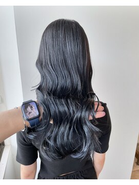 ルイス 宝塚(Luis) 黒髪/ボブルフ/ネビージュ/小顔/ワンレン/髪質改善/