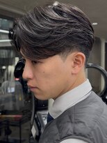 ニコ トウキョウ ロジック(nico TOKYO Logic)&nbsp;センターパートニュアンスパーマ曲がる縮毛矯正