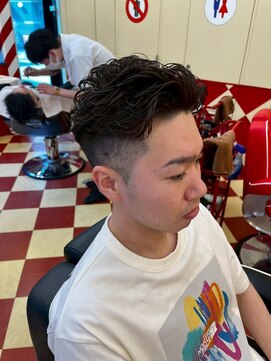 キングスマントーキョー 府中店(KINGSMAN TOKYO) 宮城リョータ風パーマ