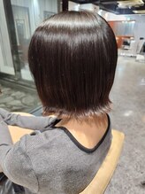 グラフィーサッポロ(Graphy sapporo)&nbsp;外ハネ切りっぱなしボブ