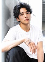 ロエ(LOE)&nbsp;【LOE】センターパート＿メンズカット＿フェザーパーマ