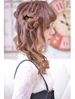 メイズ(MAZE) ロングのひつじヘアアレンジ【メイズ東中野・鍛原志行】