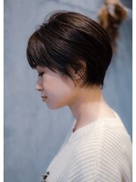 リュニック(Ryunic) 大人な雰囲気を感じるショートボブ