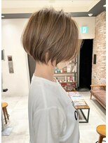 前髪あり耳掛け丸みくびれショートボブ20代30代40代50代(蘭)