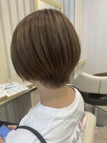 アッシュ 仙川店(Ash)&nbsp;明るめベージュショート 大人可愛い丸みボブ ひし形多毛クセ毛