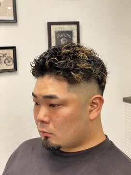 スカイシープレイス 錦糸町 極道パーマ×スキンフェード[錦糸町/理容室/バーバー/メンズ]