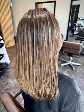 エーメイド(A made) バレイヤージュ×脱ブリーチ*ブリーチなし*３０代*４０代*５０代