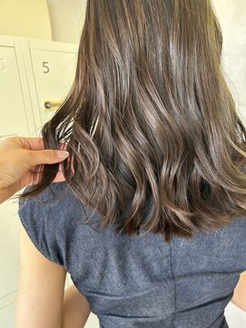 エイトオロク 那覇小禄店(EIGHT oroku) 透明感あるカラー