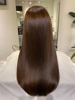 ファナ ブルーム(fha-na bloom)の写真/髪質・ダメージレベルに合わせたトリートメントをご提案◎髪の芯から潤い溢れるツヤのある美シルエットに♪