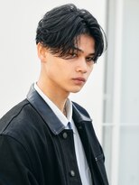 テン 心斎橋(tenn.)&nbsp;メンズセンターパート七三分けパートニュアンスパーマ刈り上げ