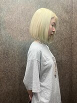 ニルバ(niLva) ブリーチダブルカラー抜きっぱなし透明感ブロンド