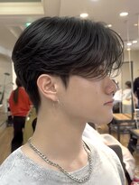 ノラキチジョウジ(NORA KICHIJOJI) 黒髪韓国風センターパートツーブロックダウンパーマワックスなし