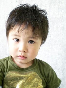 ボヌールヘア(BONHEUR HAIR) ボヌールヘアー 綾瀬【YUKIE】キッズカット・Chunkish