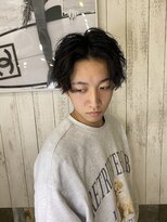 サロンリベルテ(salon Liberte) センターパート×ルーズスパイラル