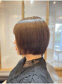 【脱白髪染めハイライト】×ナチュラルボブ