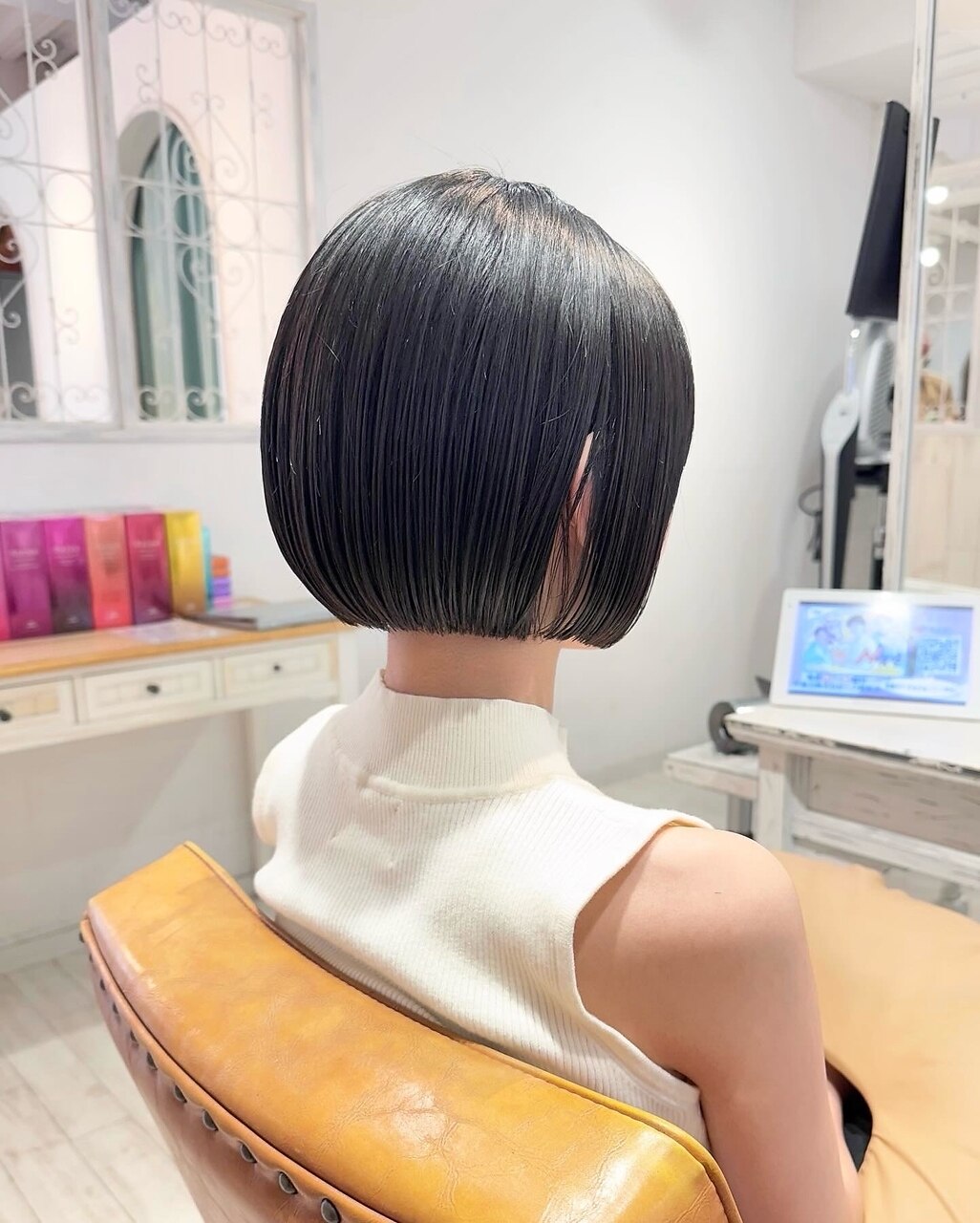 黒髪ボブ/あごラインボブ/内巻きボブ/ショートボブ/ミニボブ