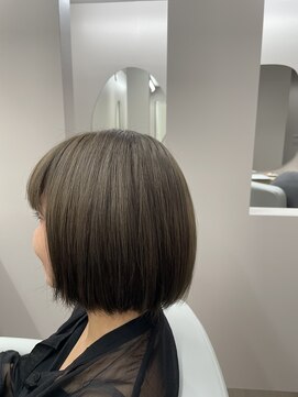 レーヴバイリコ 三軒茶屋(Reve by liko) Olive Greige/ブリーチ1回