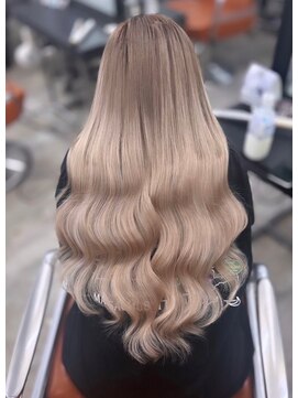 ルア モアナ バイ ヘッドライト 小田原2号店(Lua Moana by HEADLIGHT) 【Moana Lua】#ハイトーン#ブリーチ#ケアブリーチ#ベージュ