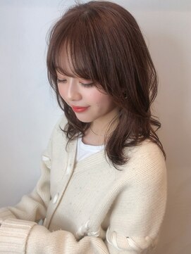 ヴィヴィ(VIVIE) ココアベージュオリーブグレー韓国くびれヘアひし形ミディアム