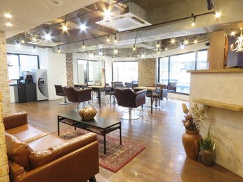 ナッツ(NUT'S)の写真/落ち着いた雰囲気の店内で、心も体も癒される至福のひとときを…。ゆったりと寛げる空間をご用意♪