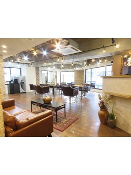 落ち着いた雰囲気の店内で、心も体も癒される至福のひとときを…。ゆったりと寛げる空間をご用意♪