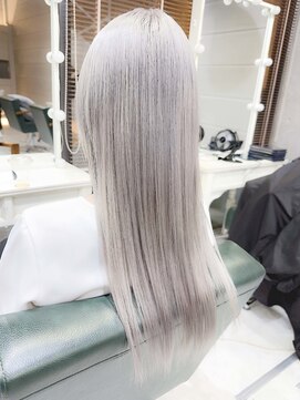 デイズ(days) 原宿ハイトーン特化ホワイトシルバーストレート