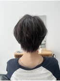 くびれショート×アッシュカラー