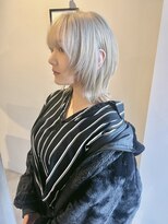 ソワ バイ ルシル(SOIE by Lucile) レイヤーボブ ハイトーンカラー ブリーチ 福島市