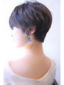 ブーケ(BOUQUET) マニッシュショート・フレンチショートボブ・大人かわいい