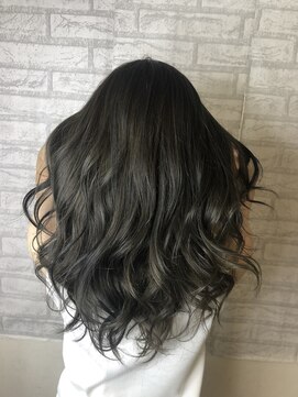 カラ ヘアーサロン(Kala Hair Salon) グレージュ