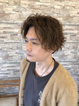 ログ ヘアー(LOG HAIR) ツイスパセンターパート