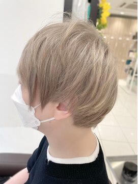 アッシュ 高円寺店(Ash) ハイトーンミルクティーベージュ★★