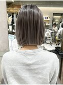 外国人風 韓国風 切りっぱなしボブ ハイライト グレージュM422