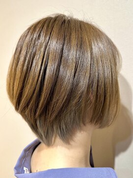 アトリア コースト 横浜(Atria Coast) 【10代20代】ナチュラル前下がりボブｘグレーインナー