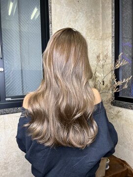 メーヴェ(Mowen) mowen 南堀江スイートAラインxゆるふわロングxラフウェーブ