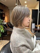 ハーツ(Heart's) 白髪ぼかし/イメチェンヘアスタイル/前髪カタログ/ショートボブ