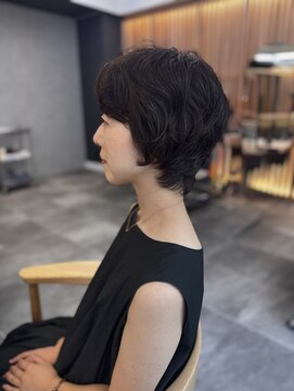 リファインド(REFINED) くせやうねりをオシャレに◎大人ニュアンスパーマ 五十嵐