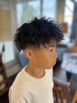 ヘアラウンジ アングゥ(hair lounge ungu) ツイストスパイラルパーマ kids