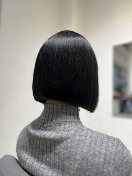 エス 大阪梅田店(es) 髪質改善縮毛矯正×似合わせカット【タッセルボブ】