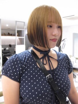 アース 高円寺店(HAIR & MAKE EARTH) ショートボブ×デザインカラー 【@mppp_32485】