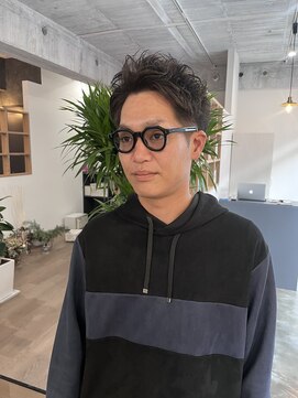 大人スパイキーショート